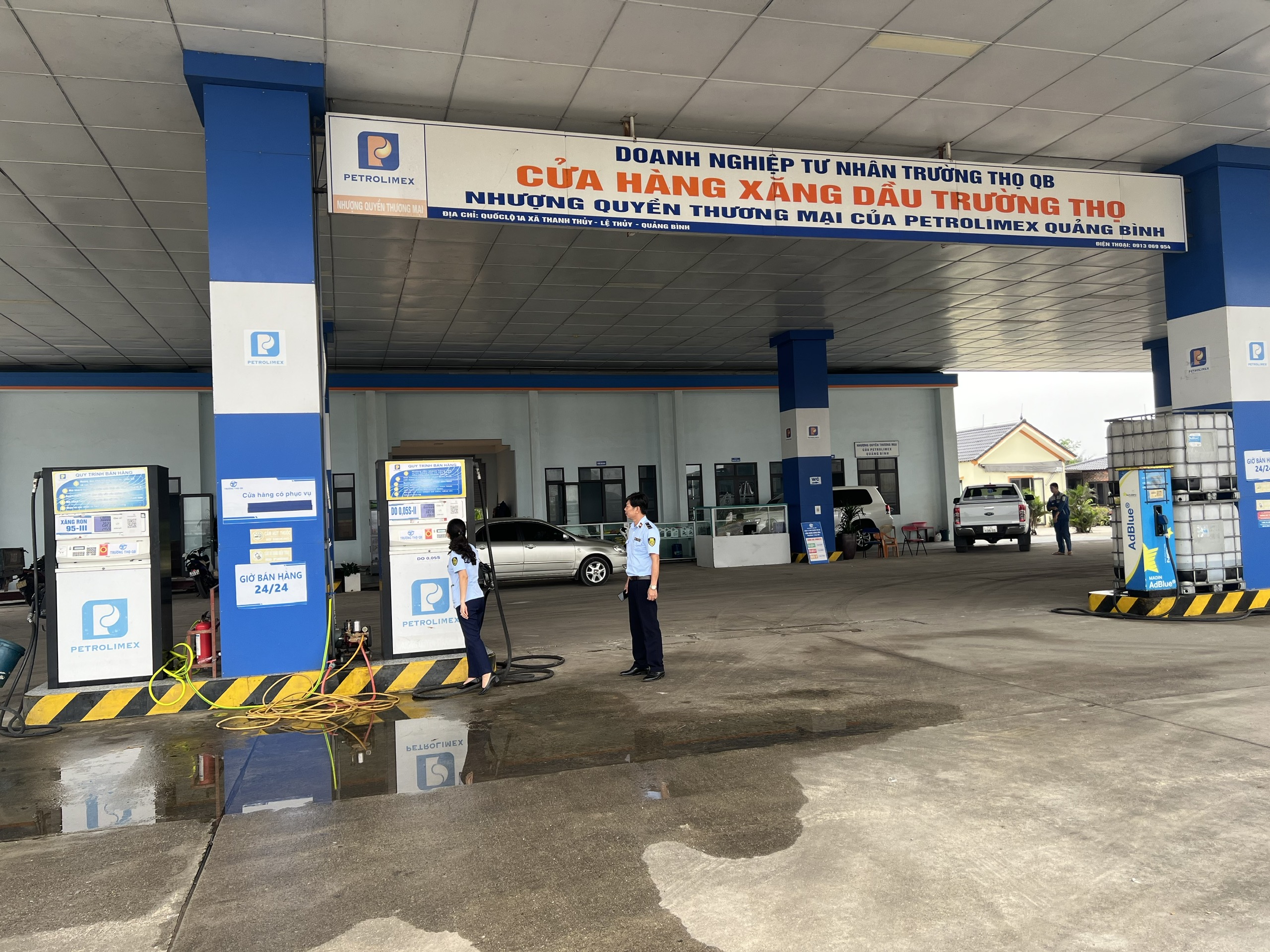 Không đăng ký thời gian bán hàng​, 2 cửa hàng xăng dầu ở Quảng Bình bị phạt